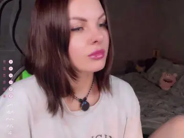 LiluDallass  live sex cam