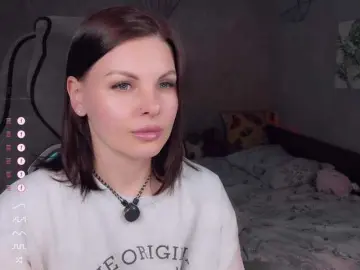 LiluDallass  live sex cam