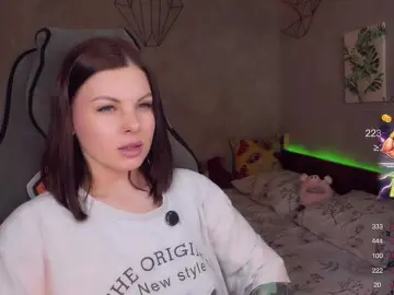LiluDallass  live sex cam