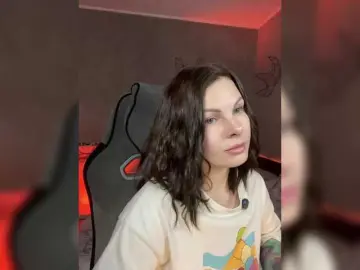 LiluDallass  live sex cam