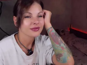LiluDallass  live sex cam