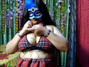 Naughtyladki  live sex cam