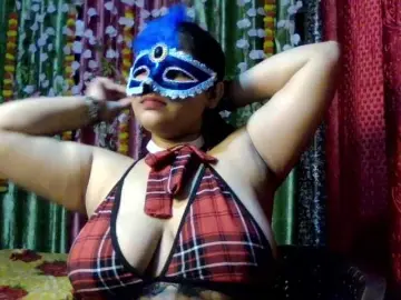 Naughtyladki  live sex cam
