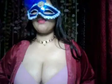 Naughtyladki  live sex cam