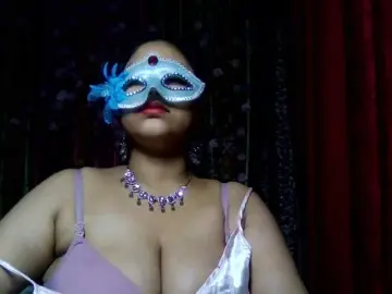 Naughtyladki  live sex cam
