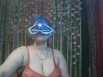 Naughtyladki  live sex cam