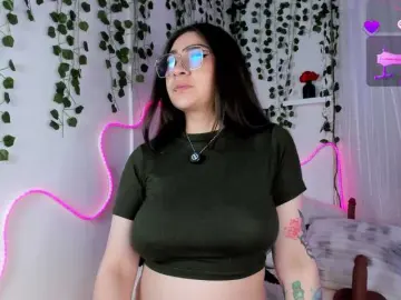 Samii-Evans  live sex cam