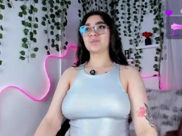 Samii-Evans  live sex cam