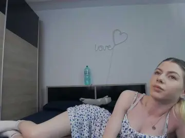 Innocentangel  live sex cam