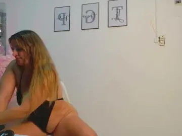 Lovethickmommy  live sex cam