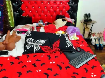 Sweetslaveank  live sex cam