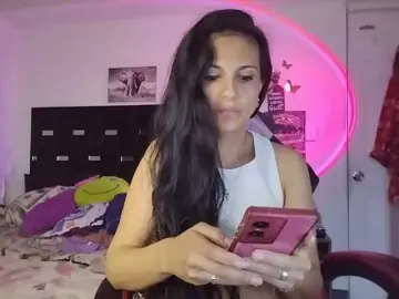 Basmajade888  live sex cam