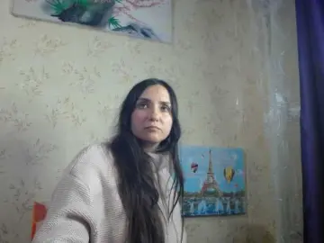 Bombshellnika  live sex cam