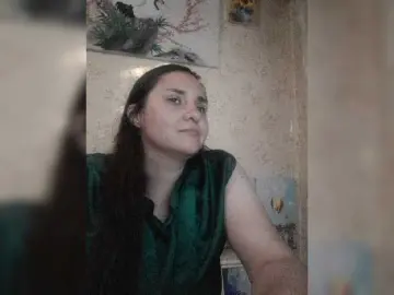 Bombshellnika  live sex cam