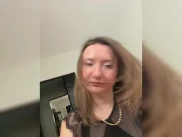 Ledi1  live sex cam