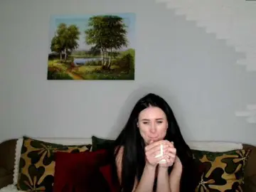 MilfLunna  live sex cam