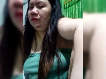 Swallowtits69  live sex cam