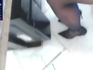 Bella-moss  live sex cam