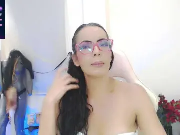 Bella-moss  live sex cam