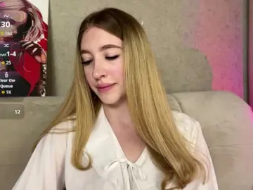 Creamberryy  live sex cam