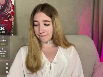 Creamberryy  live sex cam