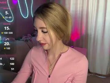 Creamberryy  live sex cam