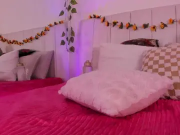 Pikayle  live sex cam