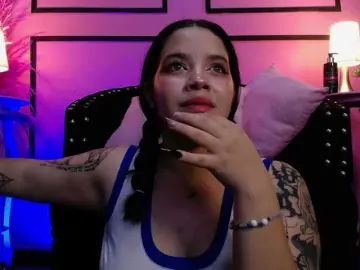 Annybutty  live sex cam