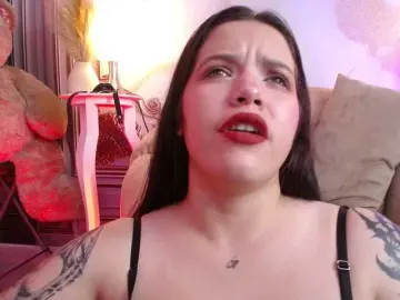 Annybutty  live sex cam