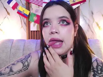 Annybutty  live sex cam