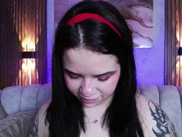 Annybutty  live sex cam