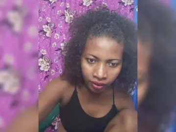 BelleValeur  live sex cam