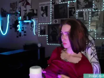Diana-Dii  live sex cam