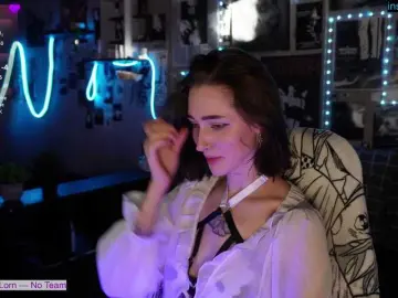 Diana-Dii  live sex cam