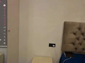 KiaraBasbas  live sex cam