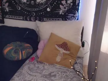 RacyRoby  live sex cam