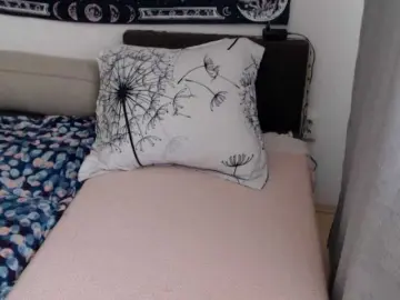 RacyRoby  live sex cam