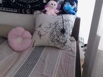 RacyRoby  live sex cam