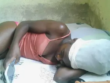 Ritahliz  live sex cam