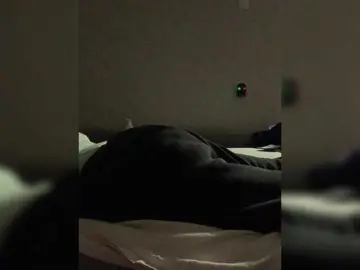 Kisssssesmee  live sex cam