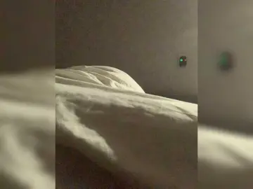 Kisssssesmee  live sex cam