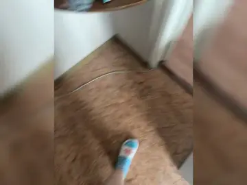 Kisssssesmee  live sex cam