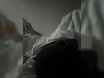 Kisssssesmee  live sex cam