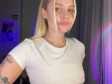 Alicemiumur  live sex cam