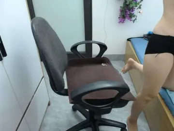 Bonita333  live sex cam