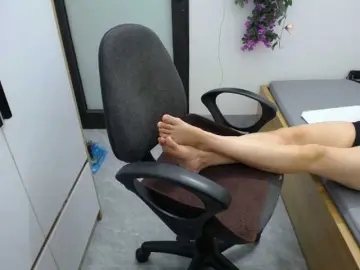 Bonita333  live sex cam