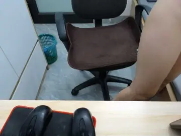 Bonita333  live sex cam