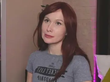 DaisyEmber  live sex cam