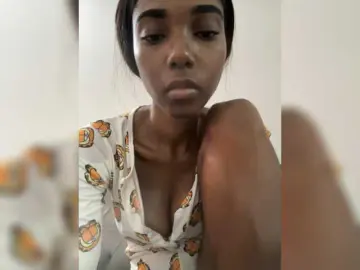 Kyllie  live sex cam