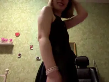 SuzanTisdell  live sex cam